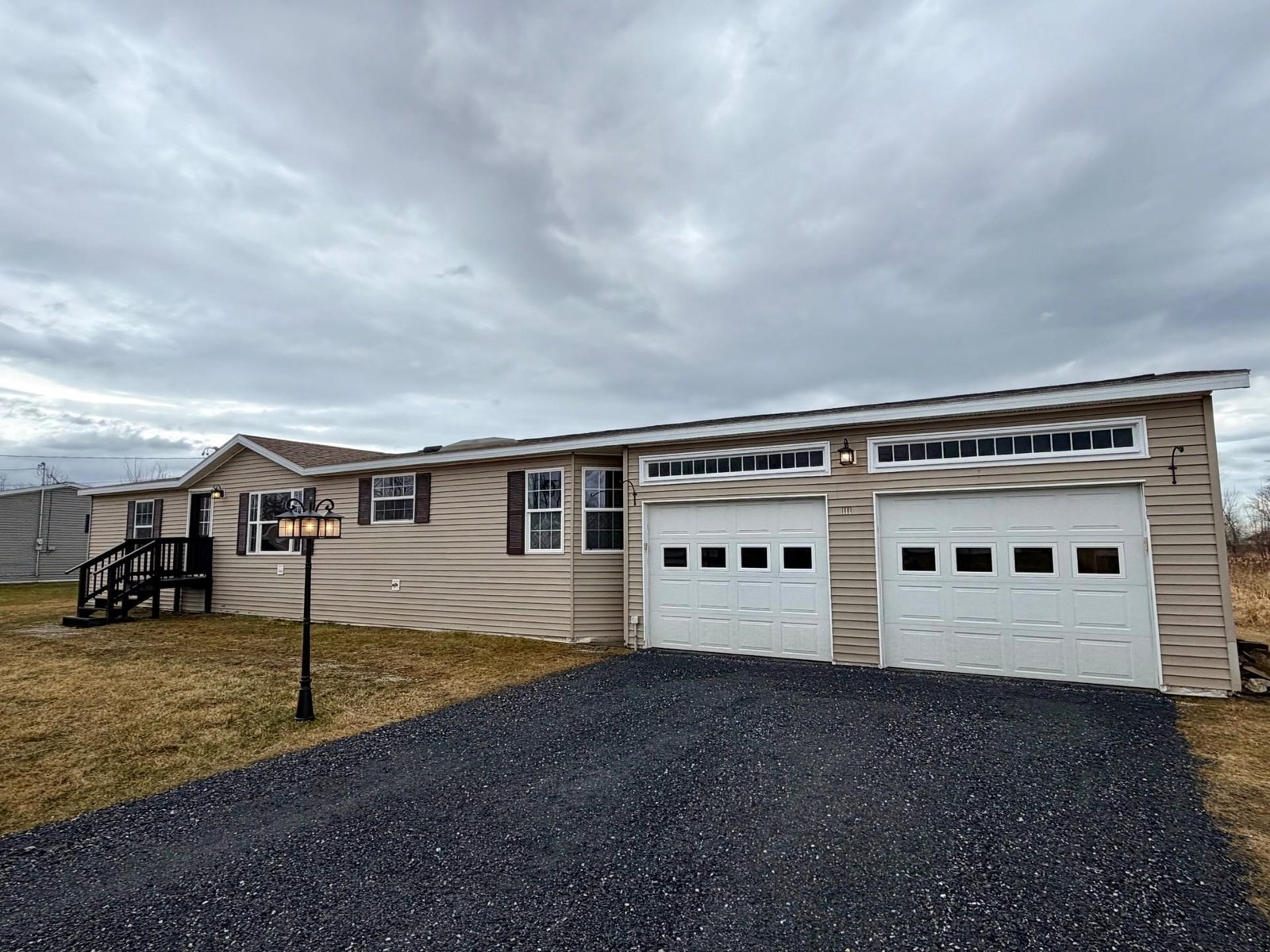 111 Deso Drive