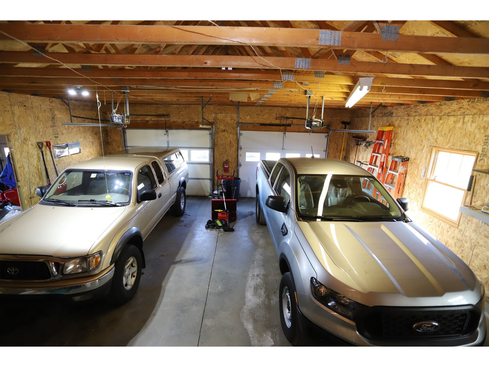3-Car Garage