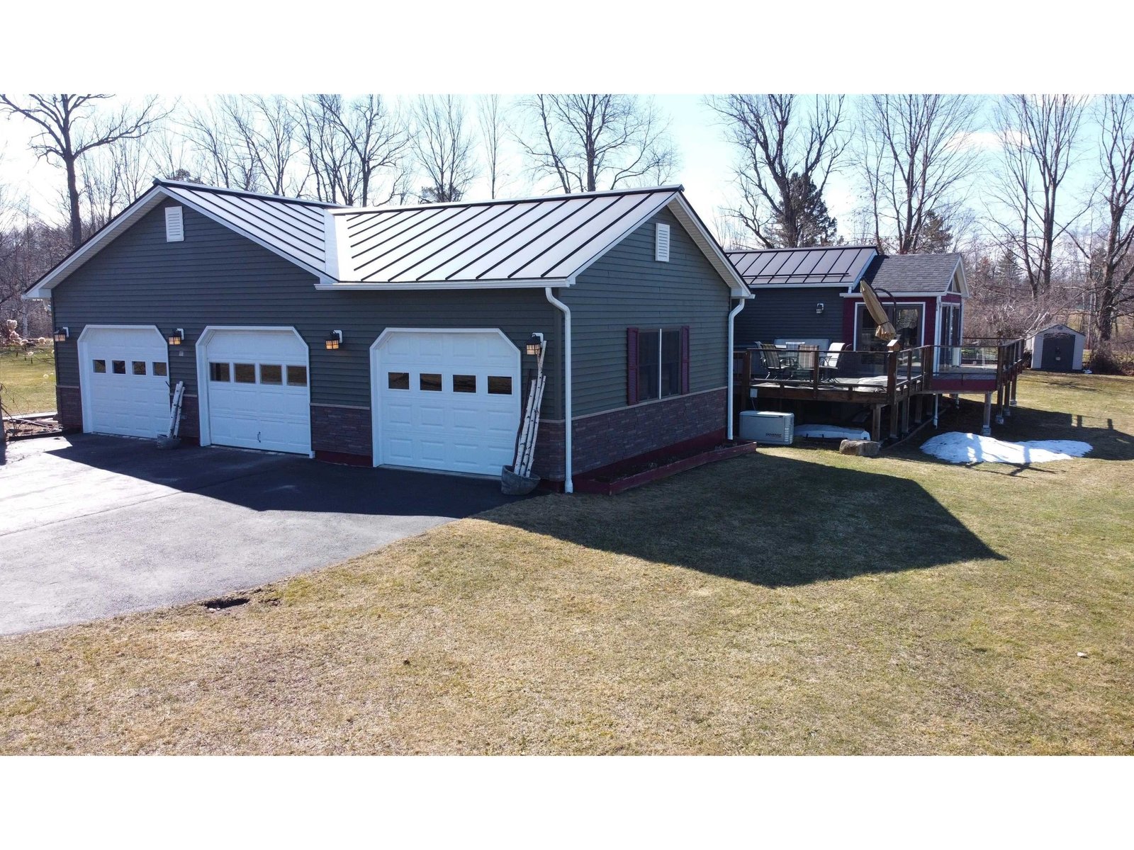 3-Car Garage