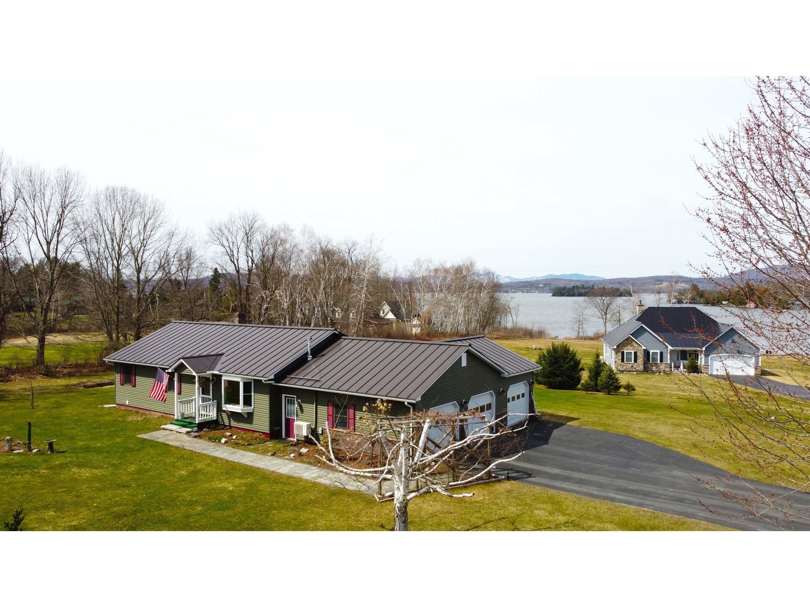 111 Johns River Drive