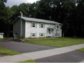 111 Oak Circle