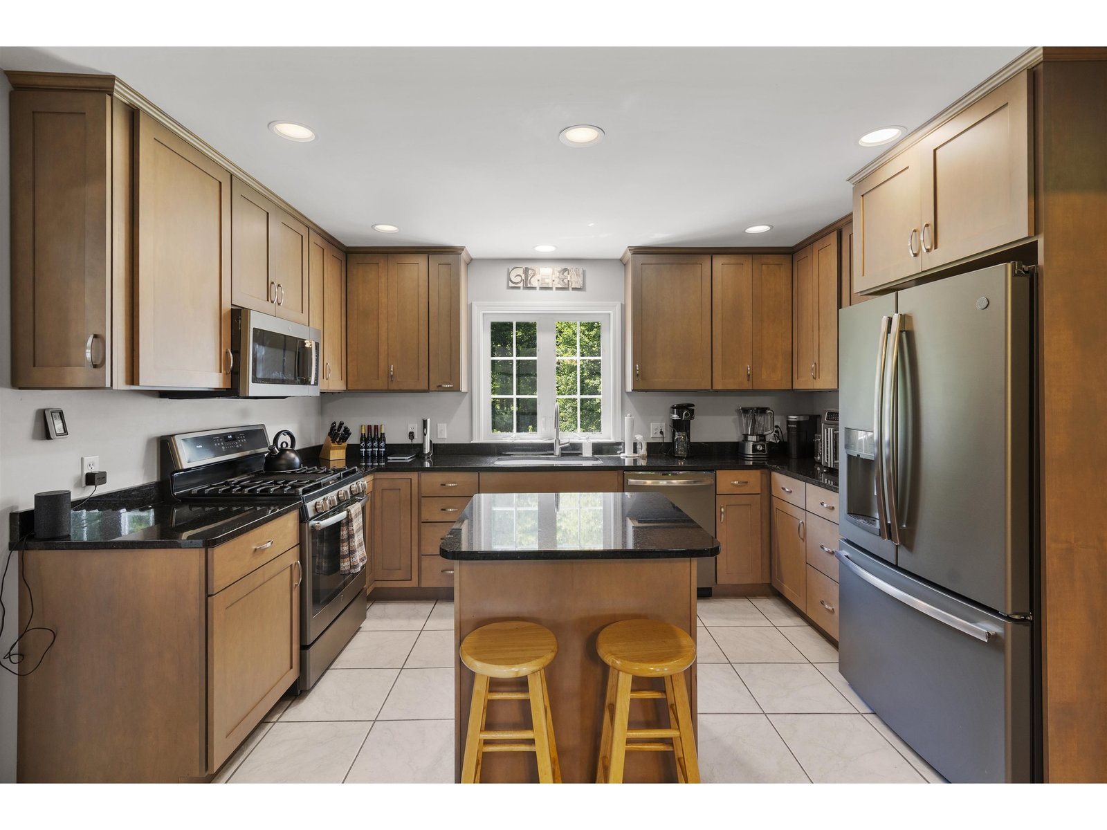 1112 Cobb Hill Road