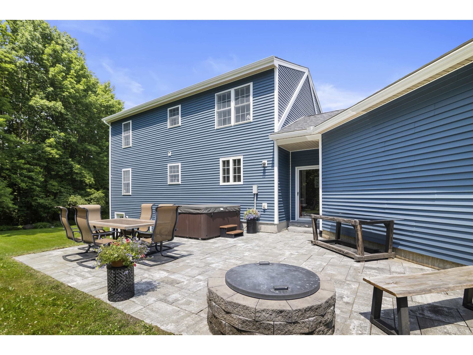 1112 Cobb Hill Road
