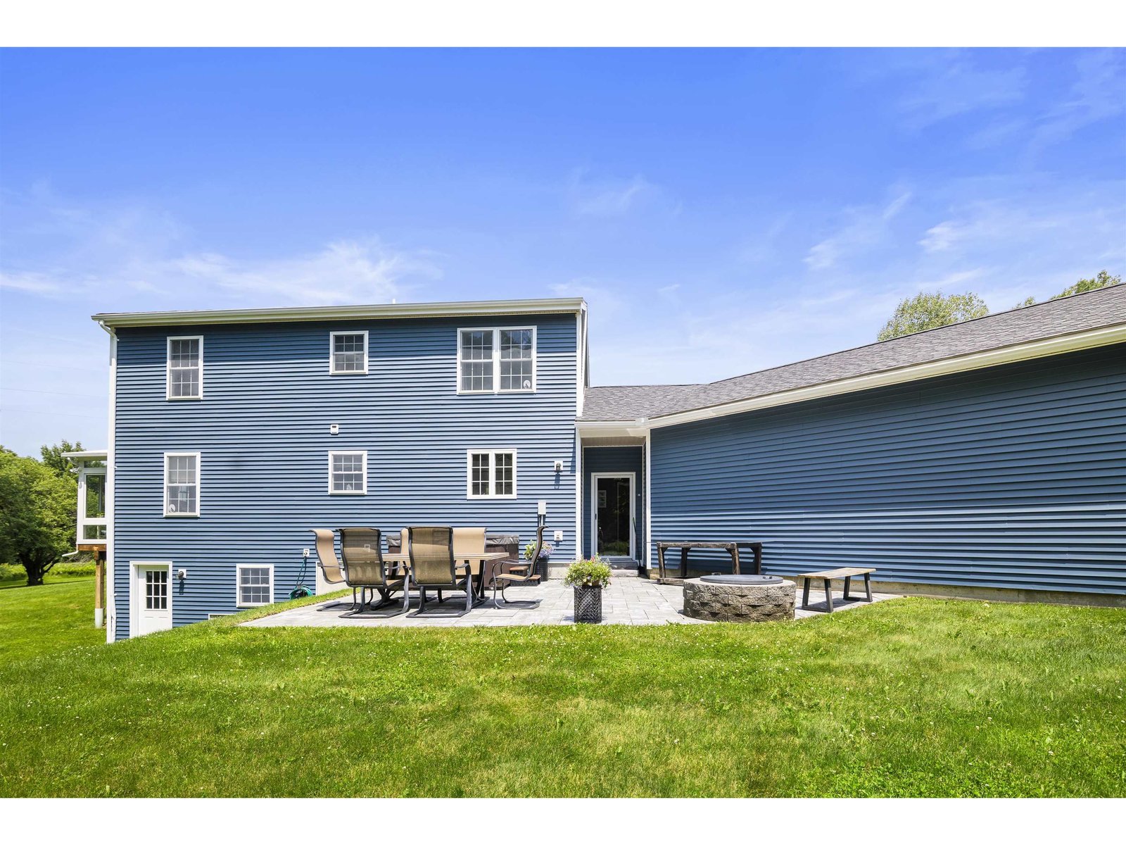 1112 Cobb Hill Road