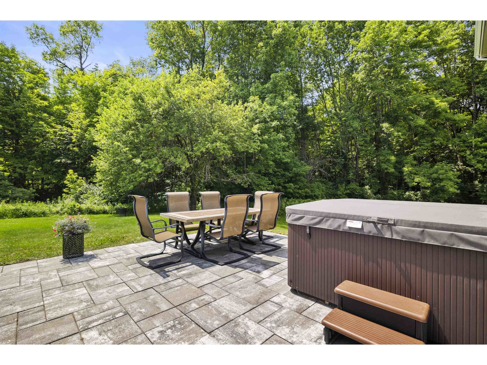 1112 Cobb Hill Road