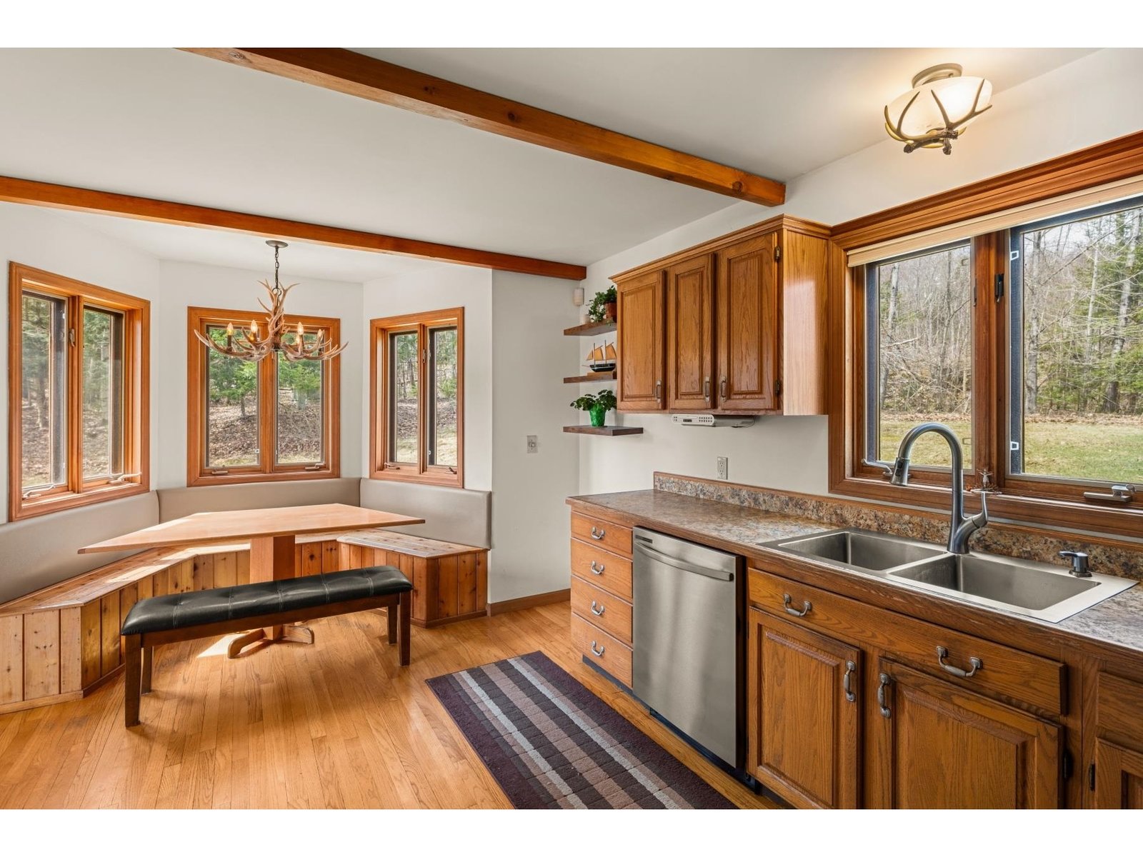 1117 Moulton Lane