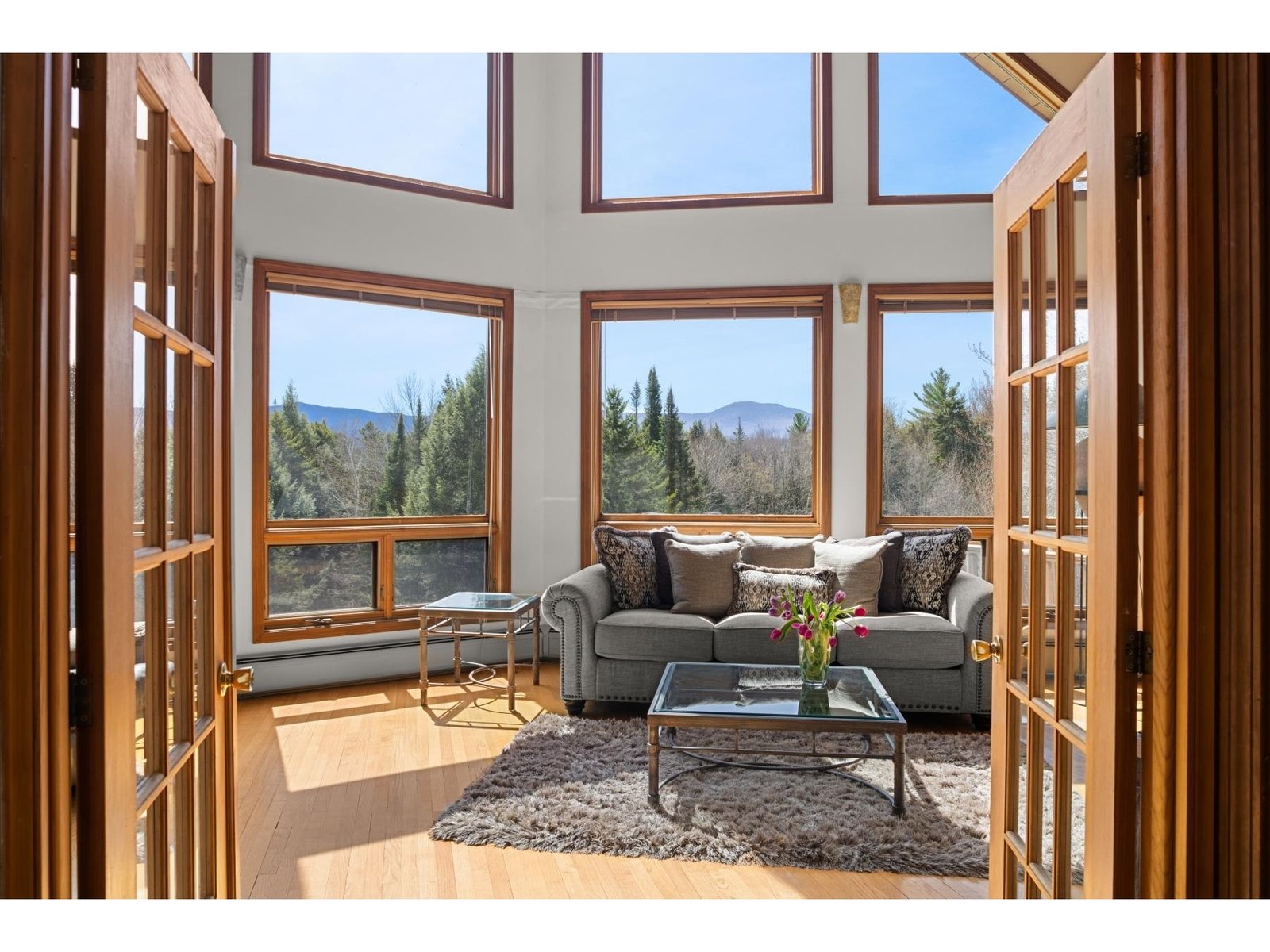 1117 Moulton Lane