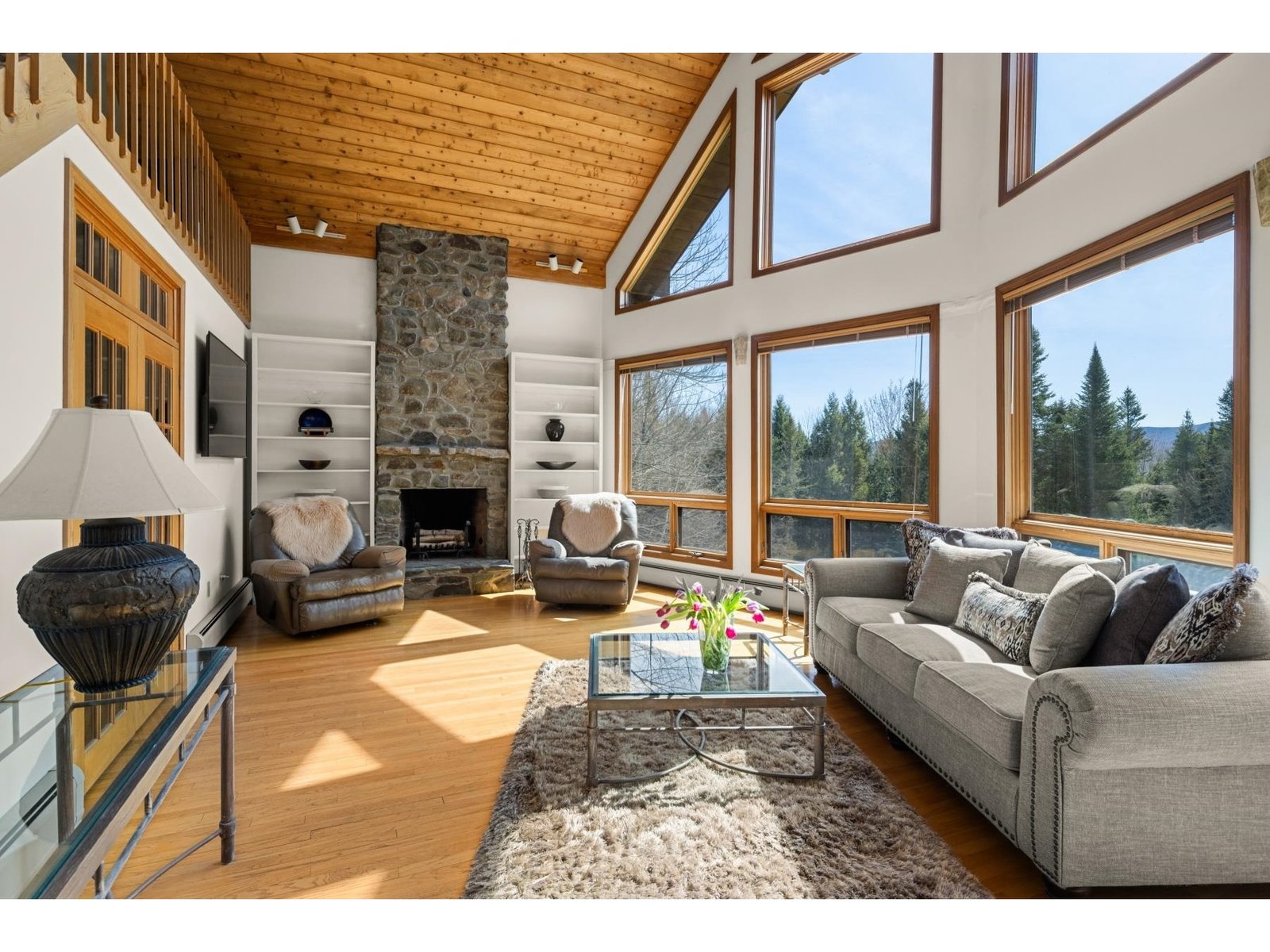1117 Moulton Lane