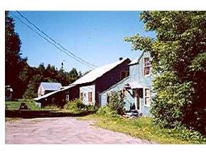 1118 MAPLE HILL