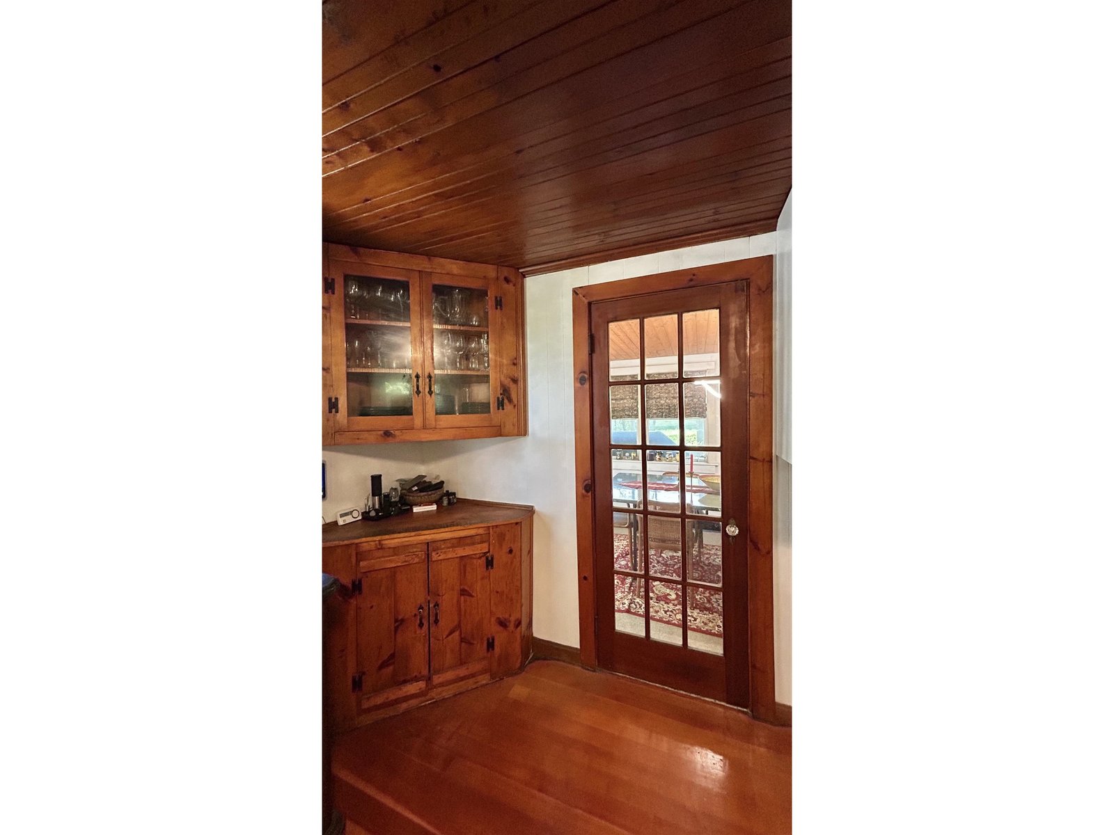 112 East Avenue