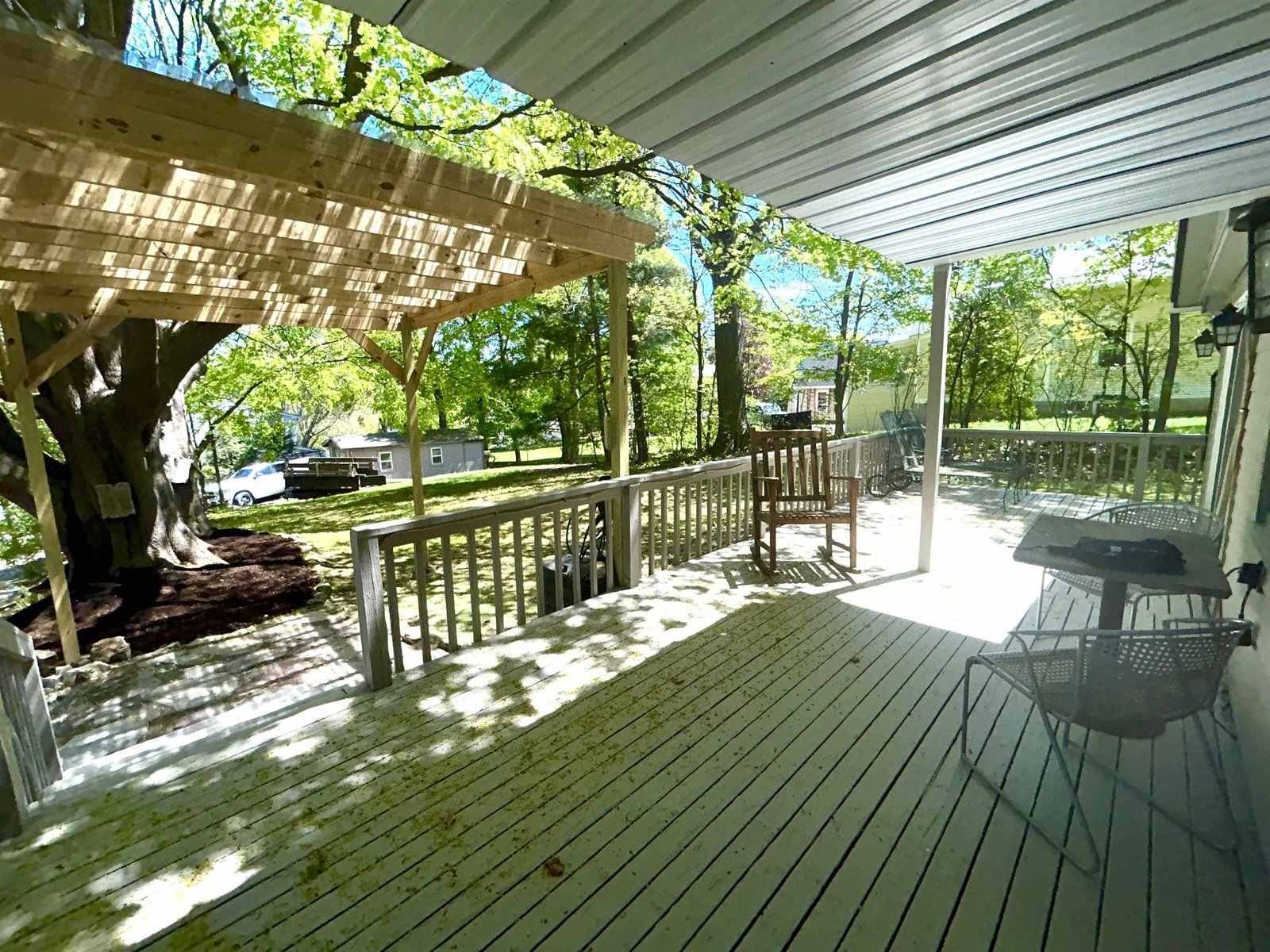 112 East Avenue