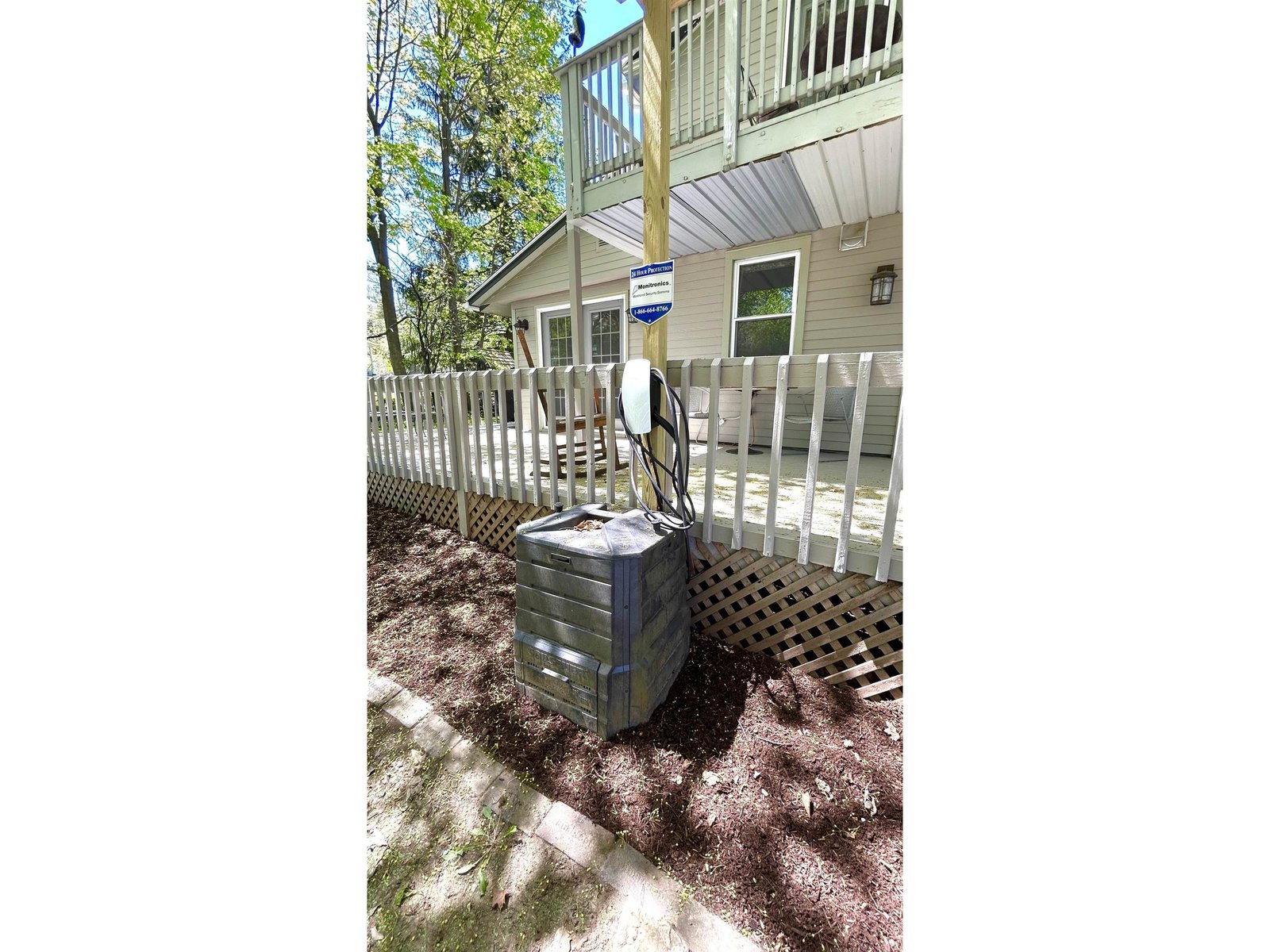 112 East Avenue