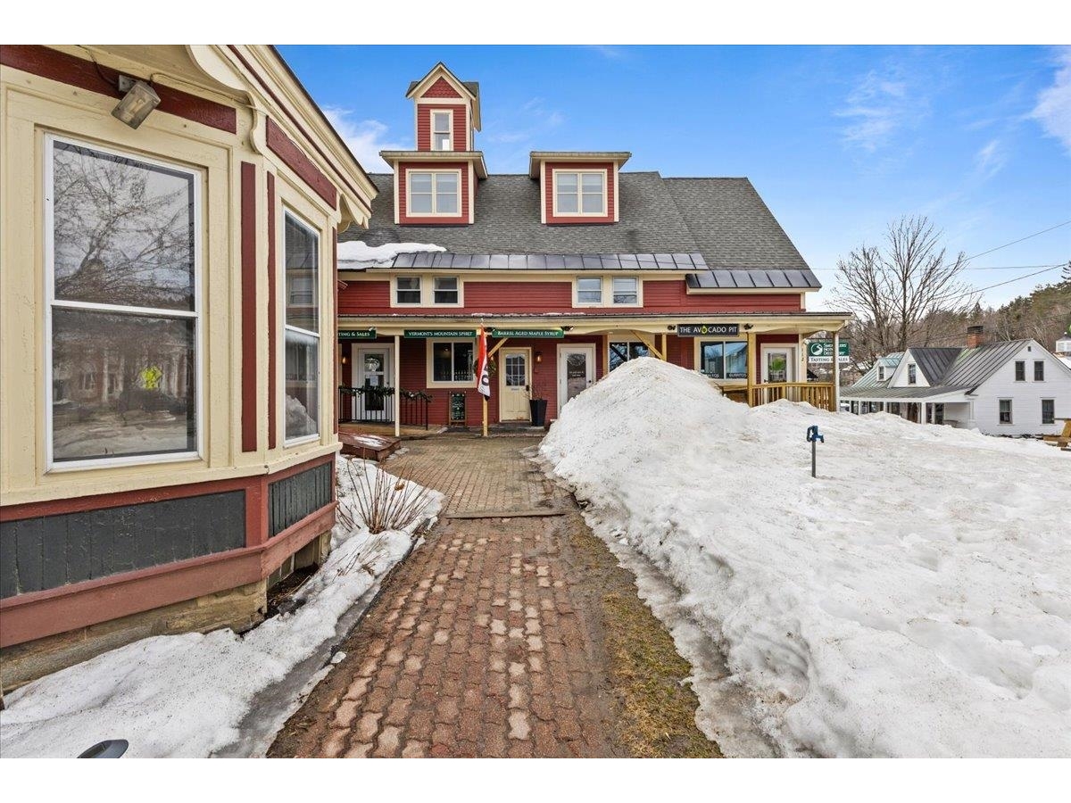 112 Main Street Stowe