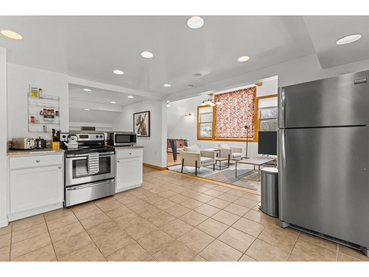 112 Main Street, Unit 7