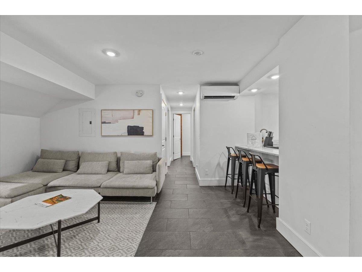 112 Main Street, Unit 8