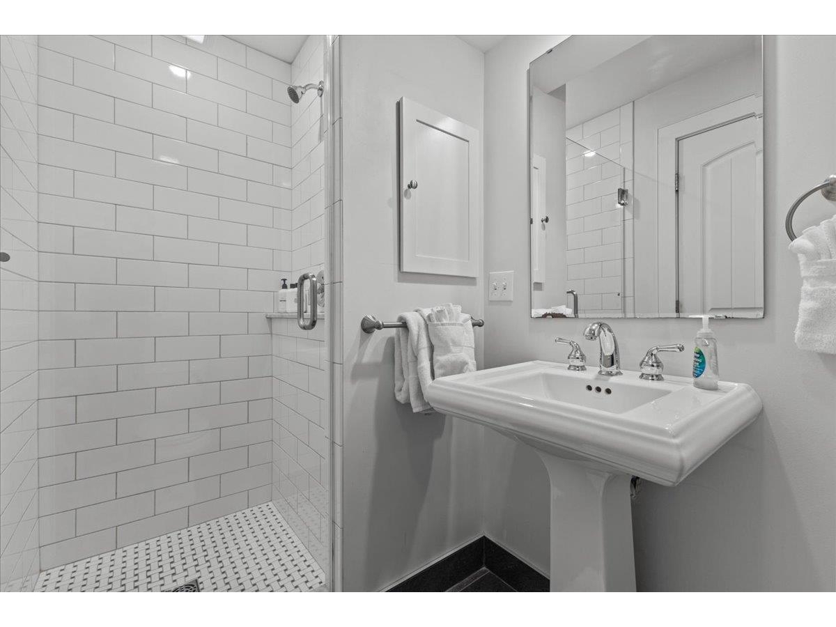 112 Main Street, Unit 8
