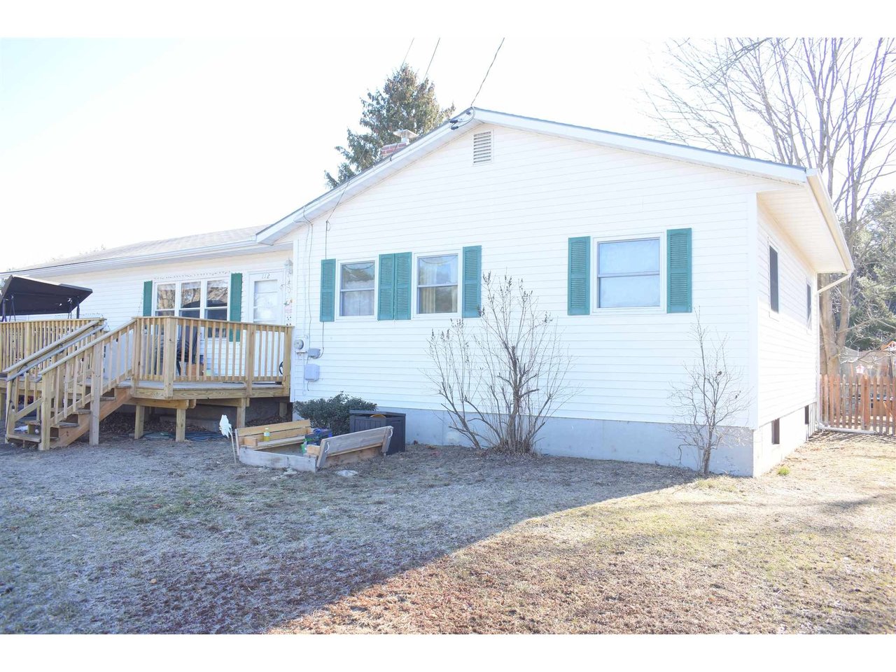 112 Middle Road