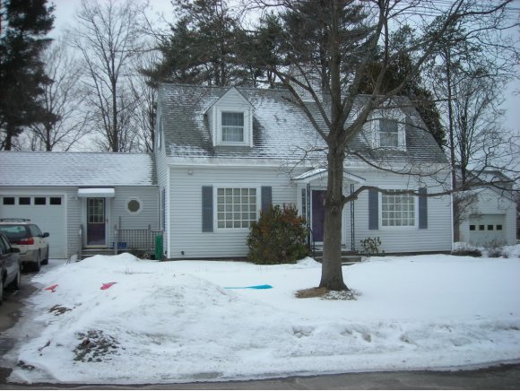 112 Seneca Ave