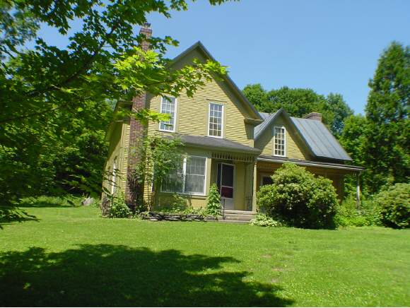 112 Spooner Rd