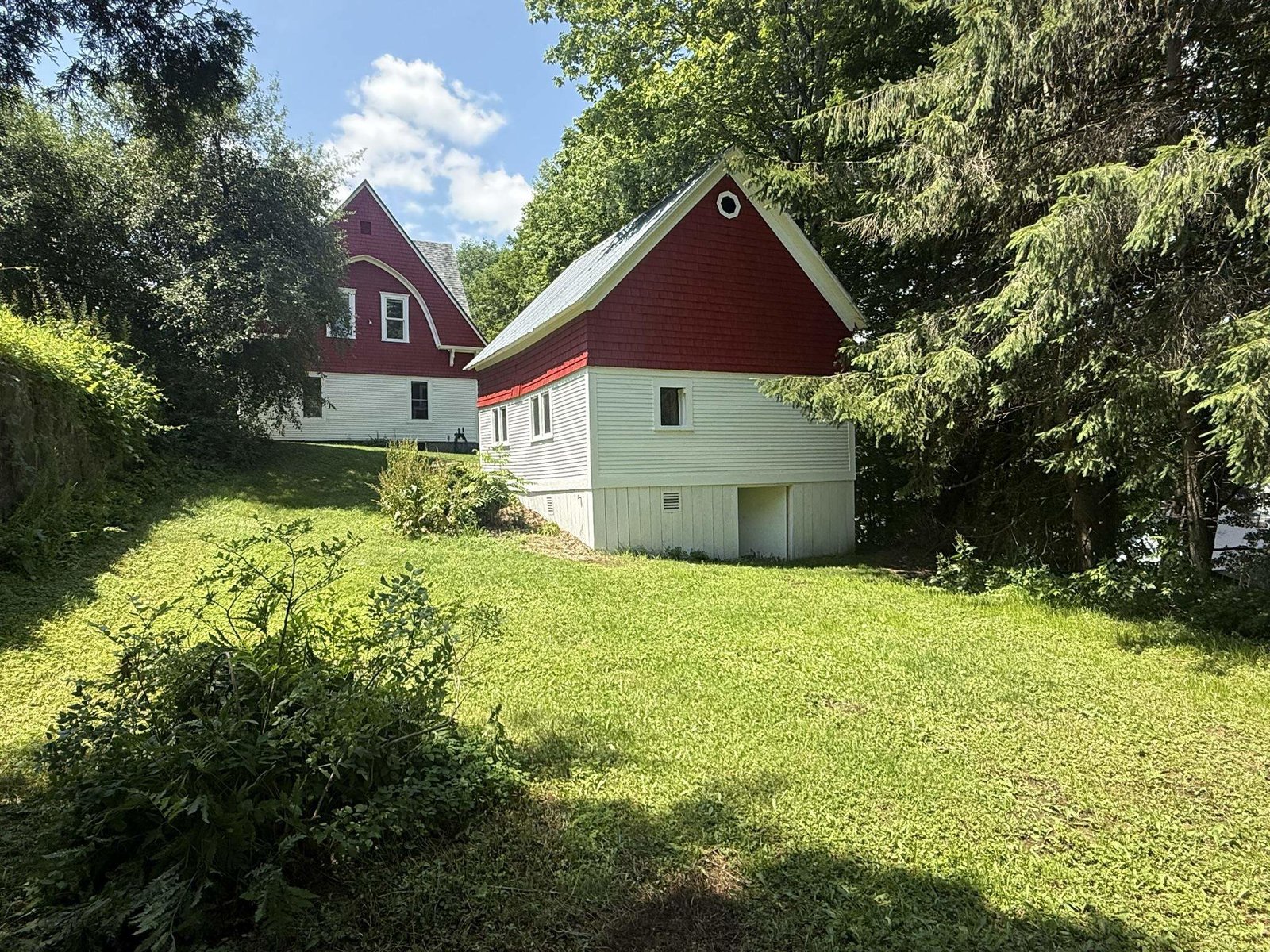 112 Terrace Hill Street