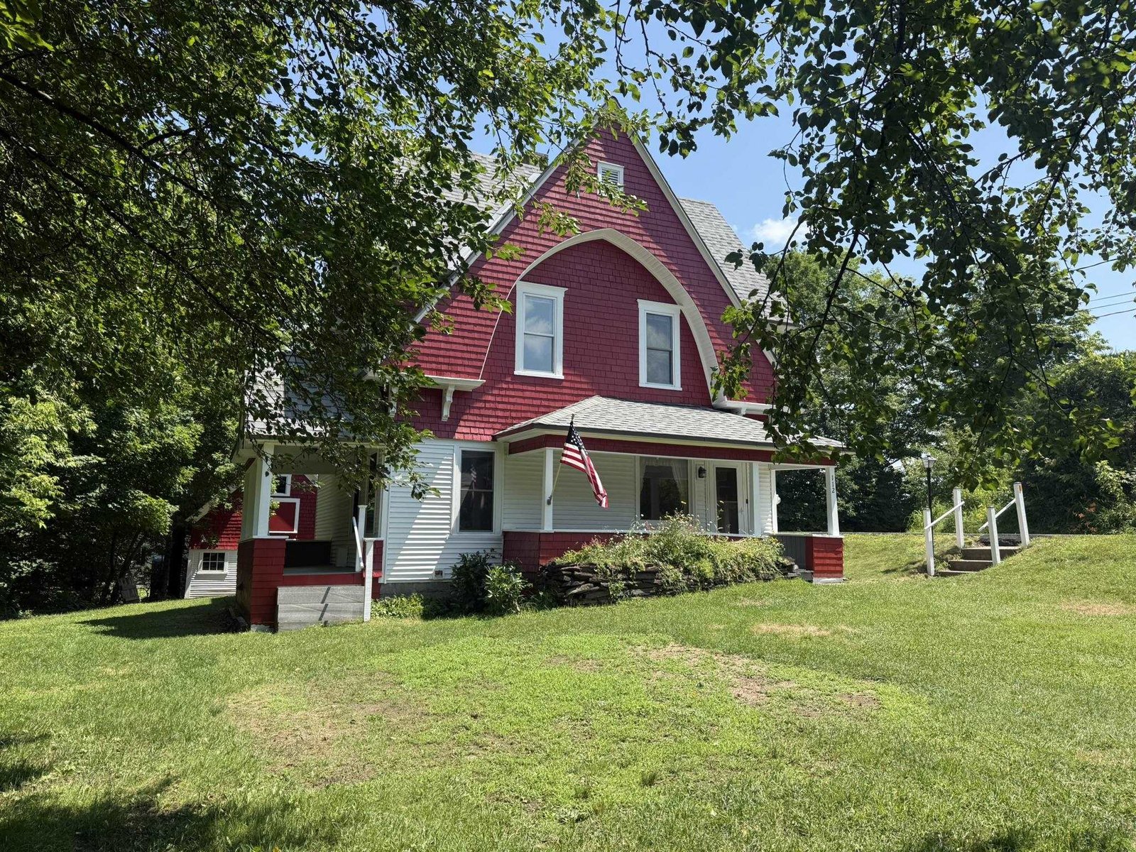 112 Terrace Hill Street