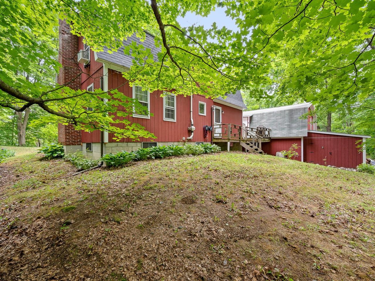 1128 Hardscrabble Road