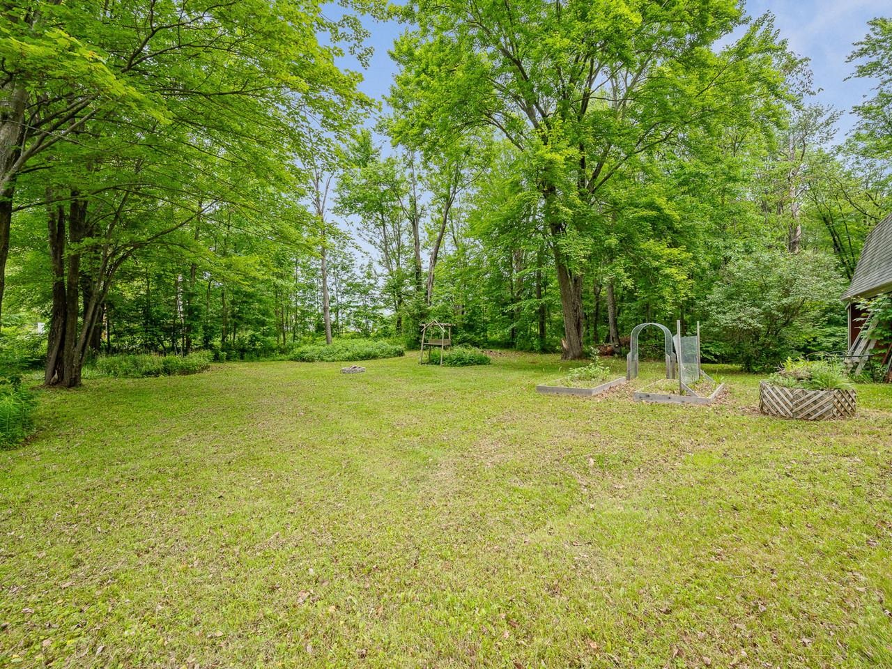 1128 Hardscrabble Road