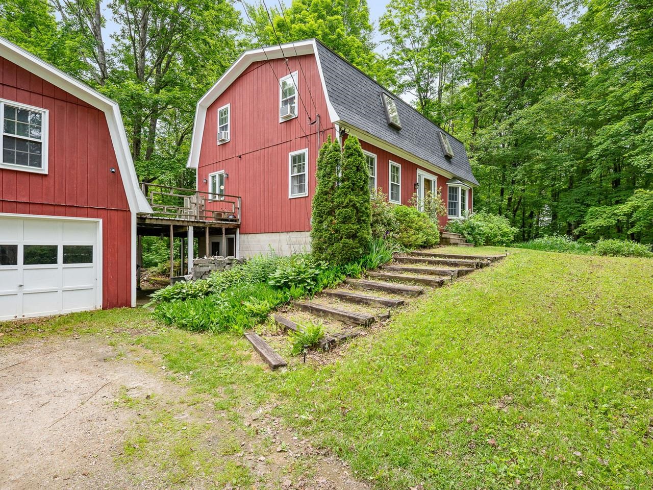 1128 Hardscrabble Road