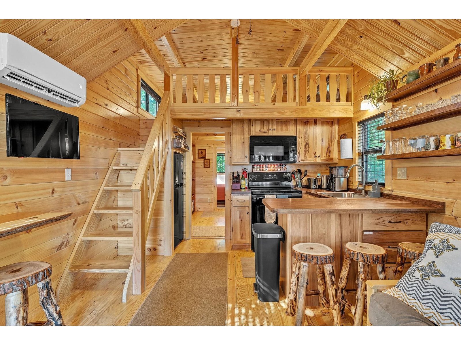 113 Woodshed Road
