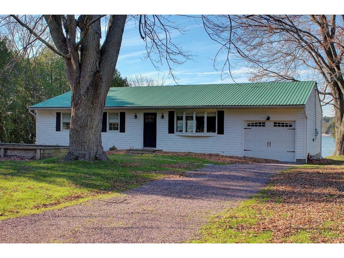 1130 Blockhouse Point, North Hero 1130 Blockhouse Point, North Hero