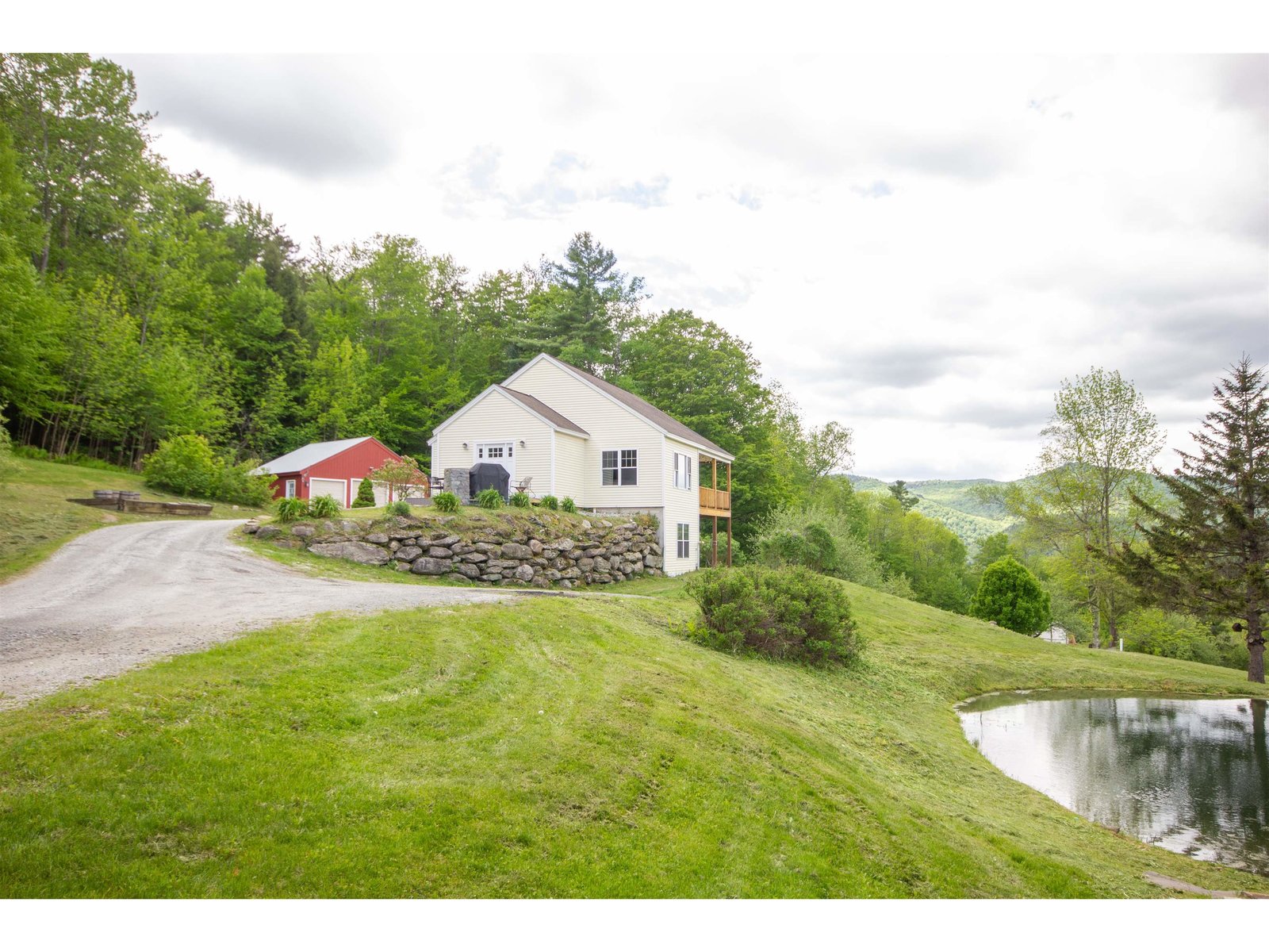1138 Bethel Mountain Road, Rochester