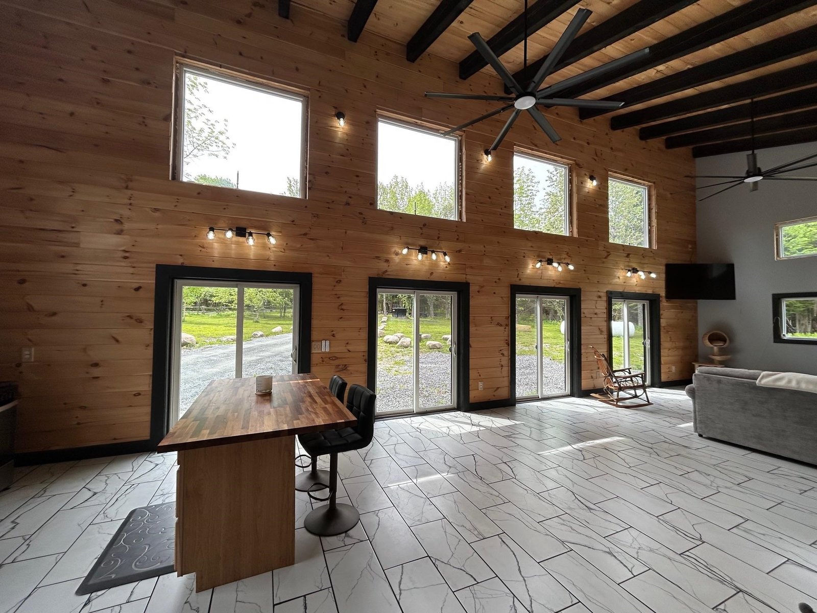 4 French doors!