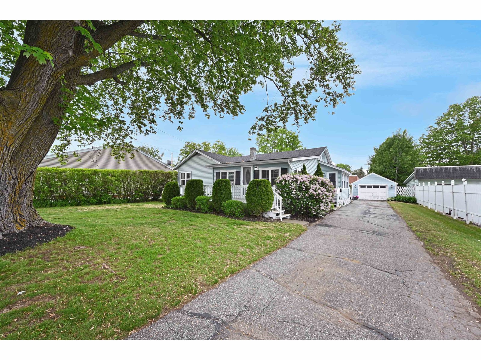114 Grand Avenue, Swanton