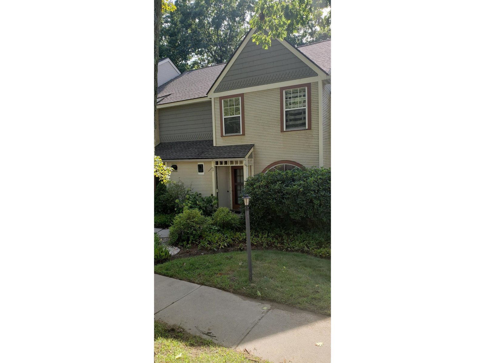 114 Northshore Drive, Burlington
