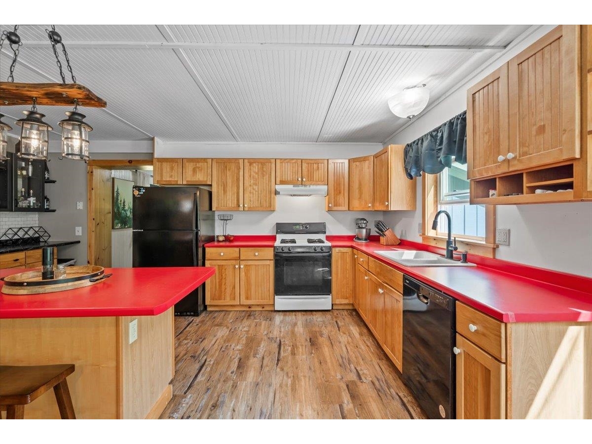 114 W Woodbury Road
