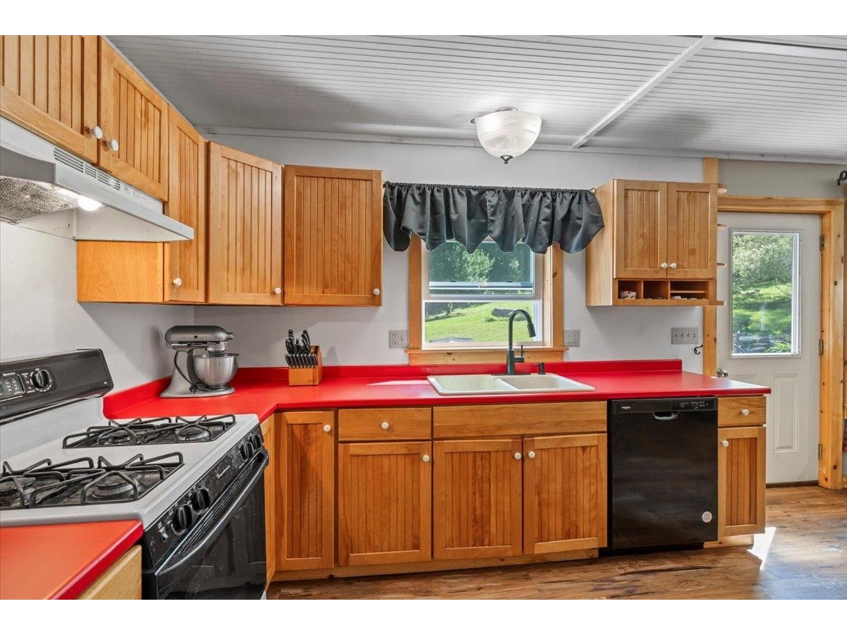 114 W Woodbury Road