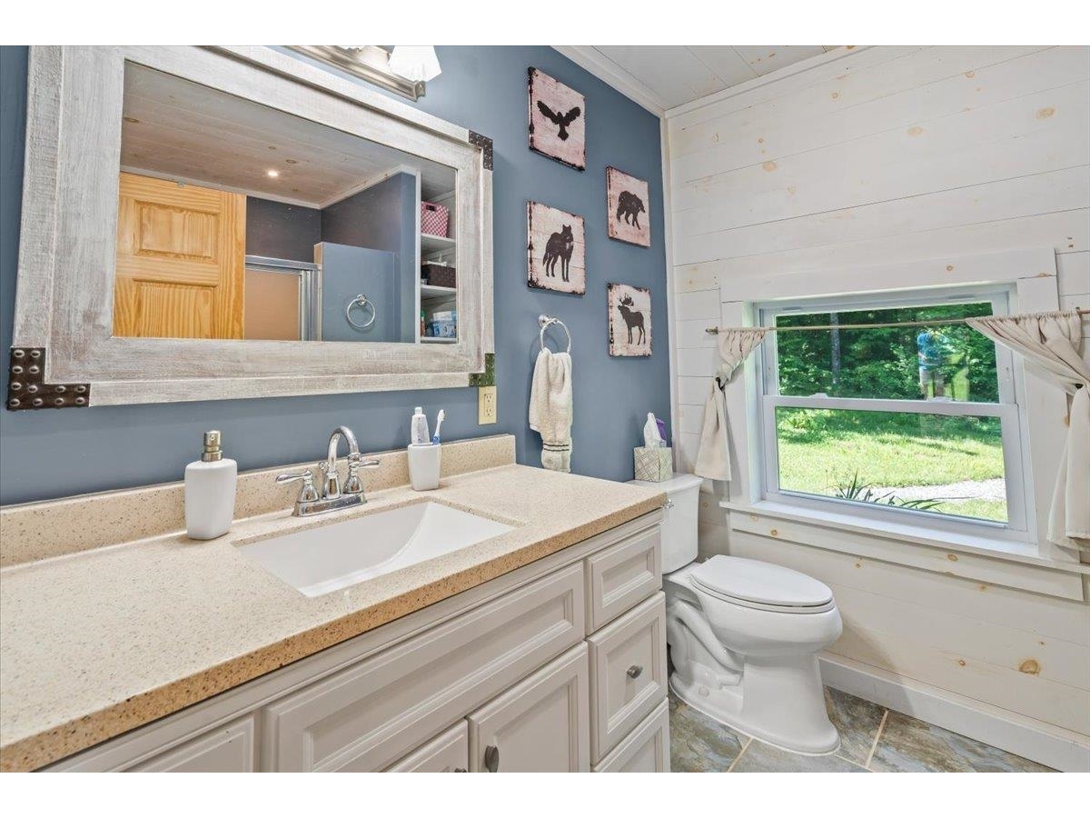 114 W Woodbury Road