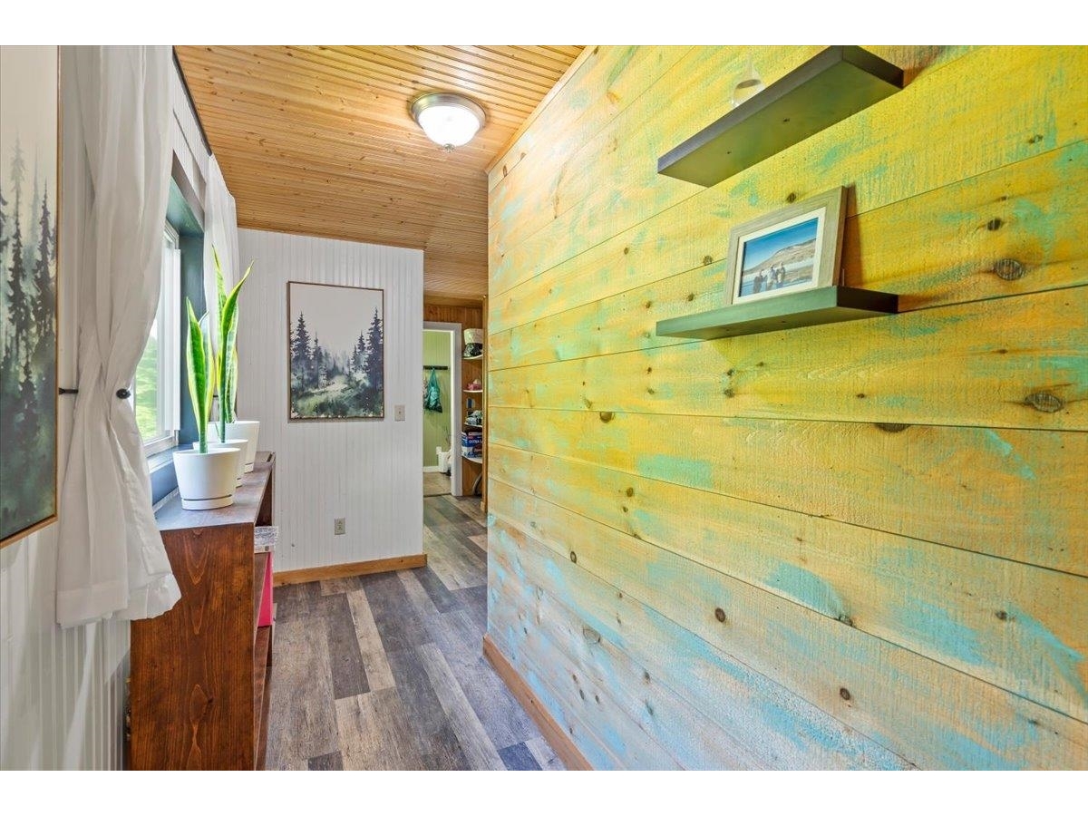 114 W Woodbury Road