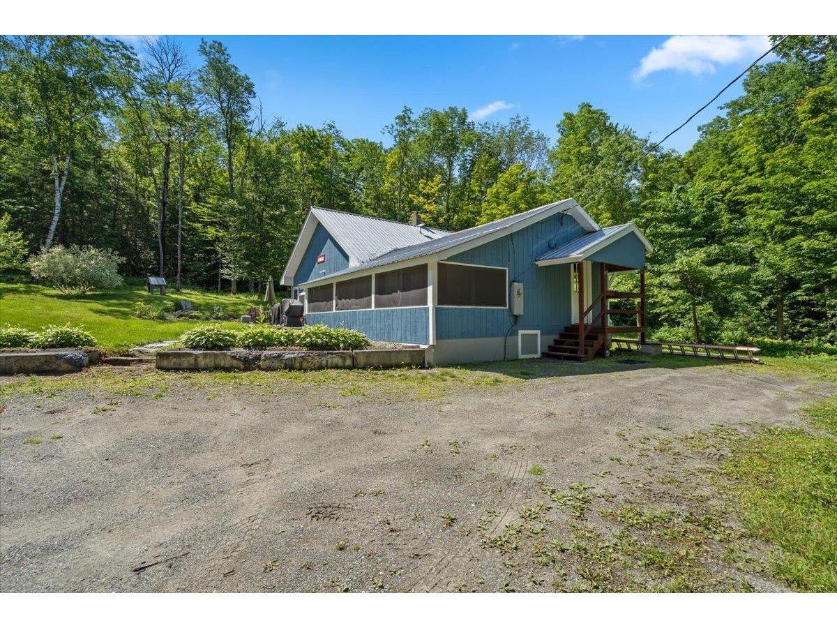 114 W Woodbury Road