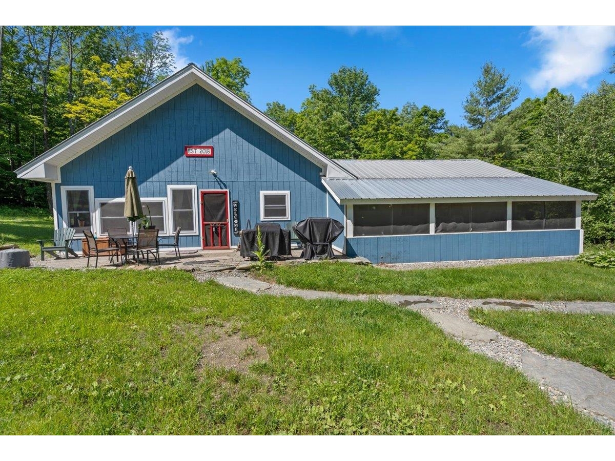 114 W Woodbury Road