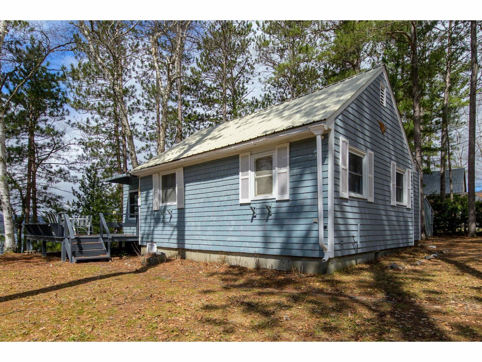 1143 Lakeshore Drive