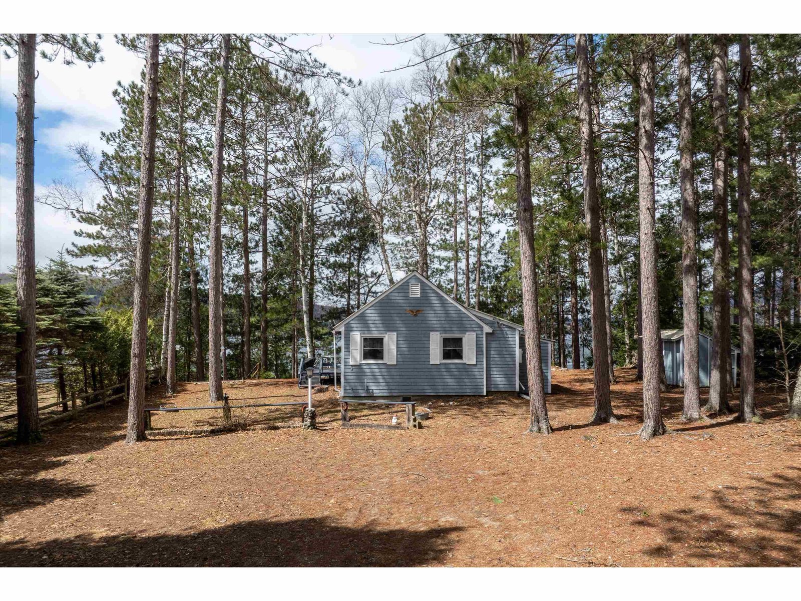1143 Lakeshore Drive
