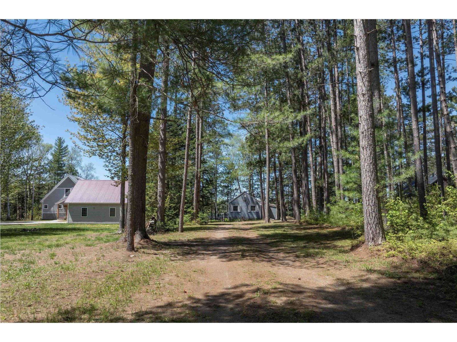 1143 Lakeshore Drive