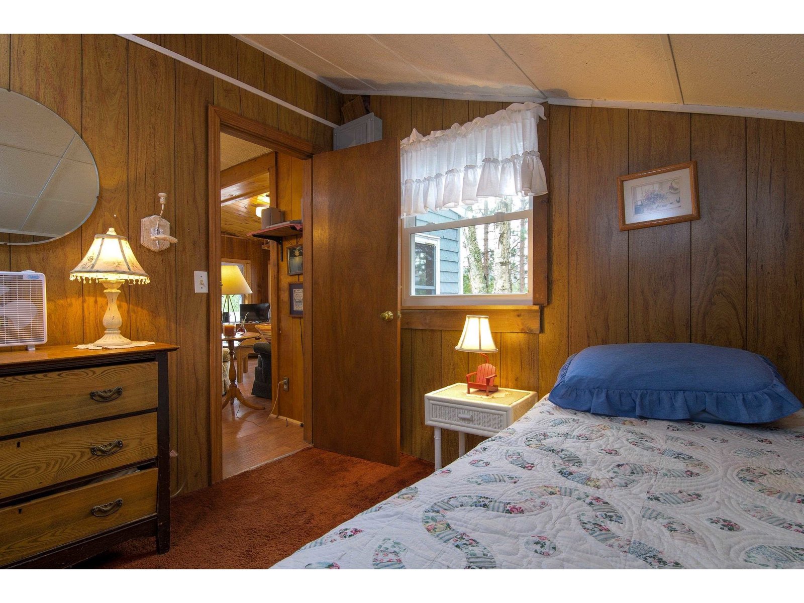 1143 Lakeshore Drive