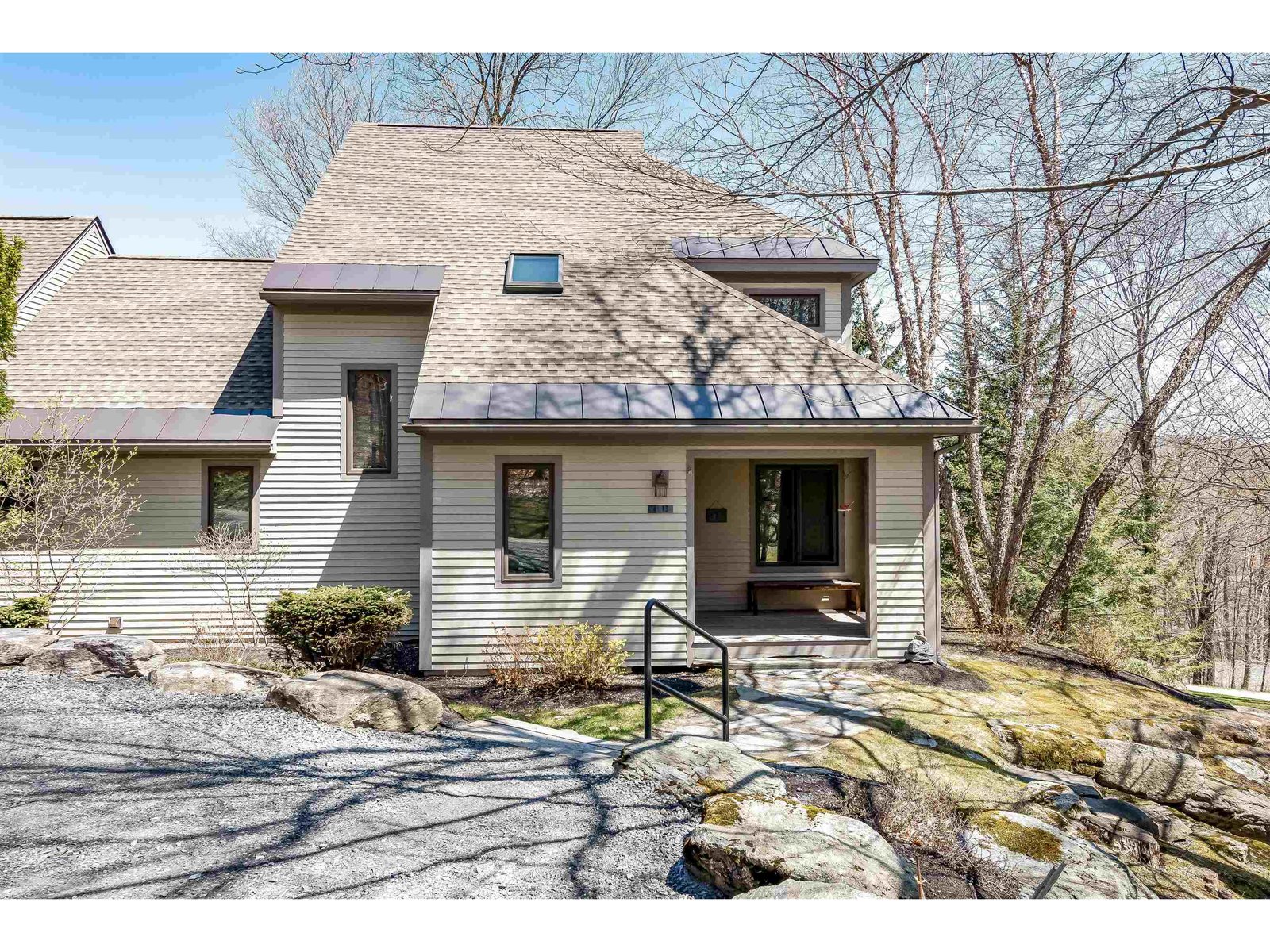 1145 Brook Road, Unit Unit 13