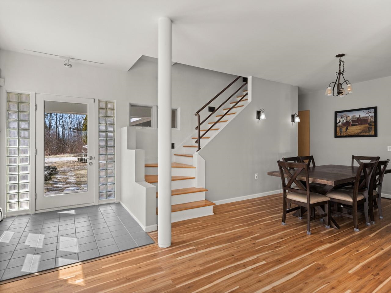 Dining Area & Staircase