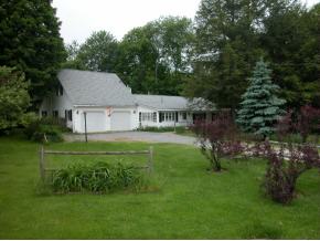 115 Birchwood Dr