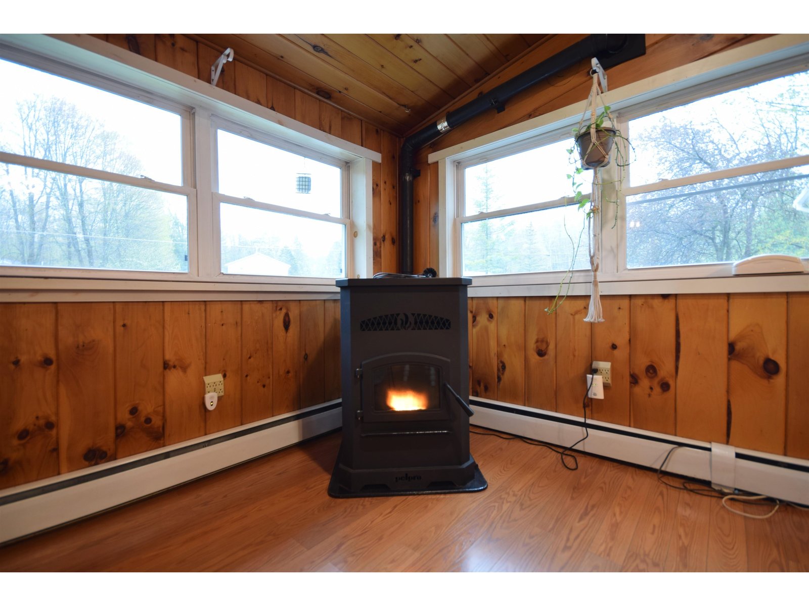 Pellet stove