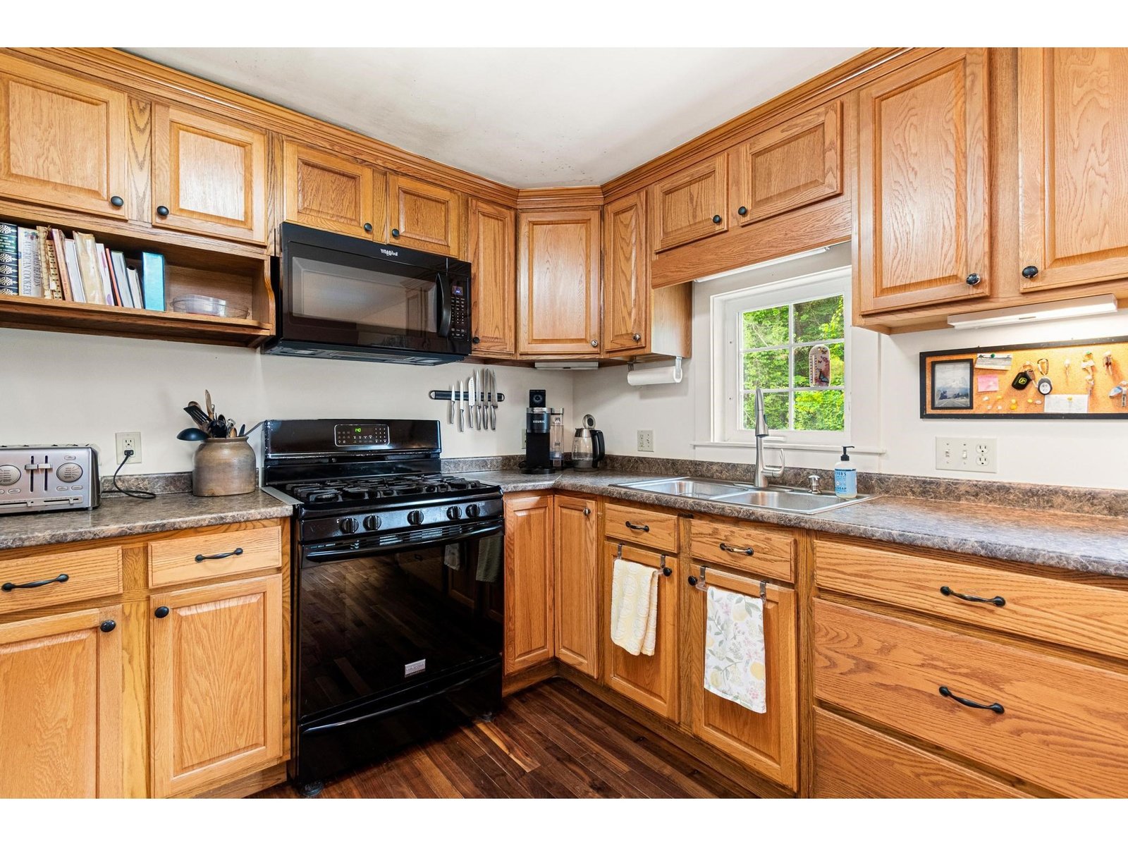 115 Colchester Pond Road