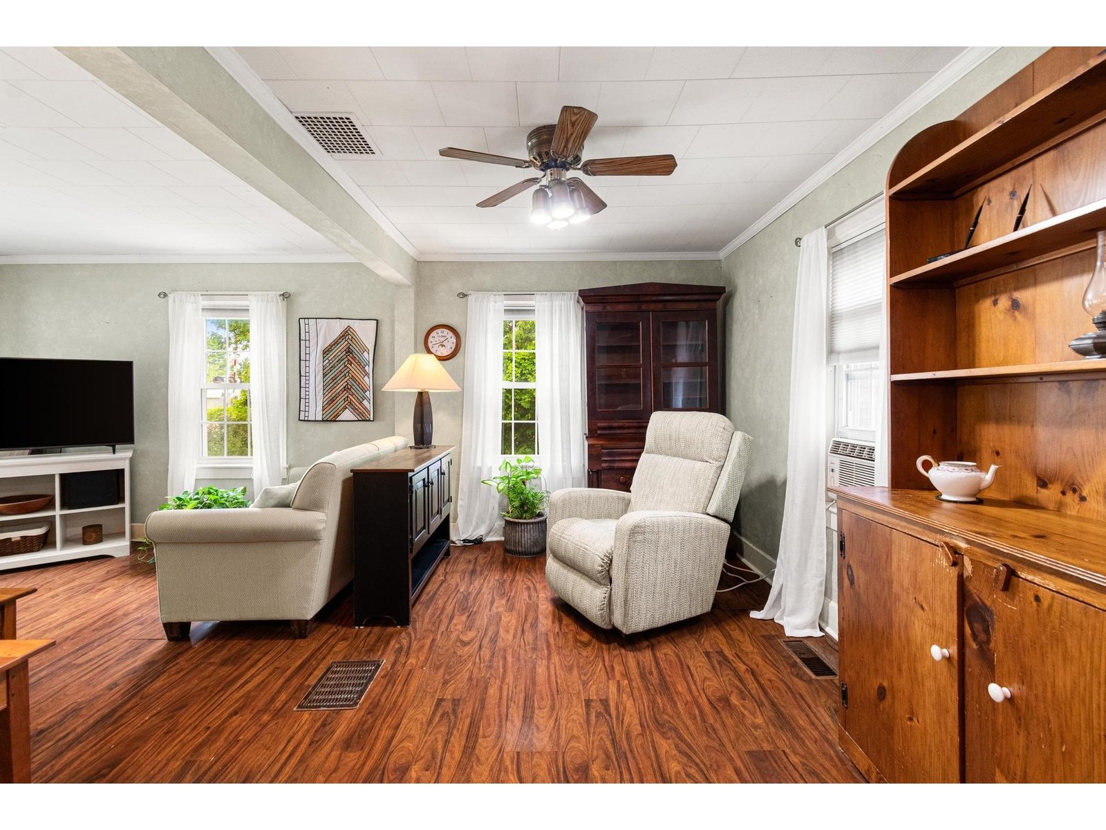 115 Colchester Pond Road